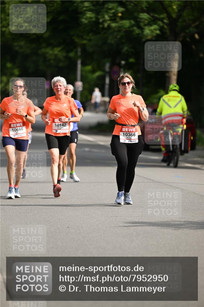 15.06.2025 - REWE Women's Run Dr. Thomas Lammeyer http://msf.ph/oto/7952950 15.06.2025 09:41:11 Laufen 10666, 10142, 10366 meine-sportfotos.de