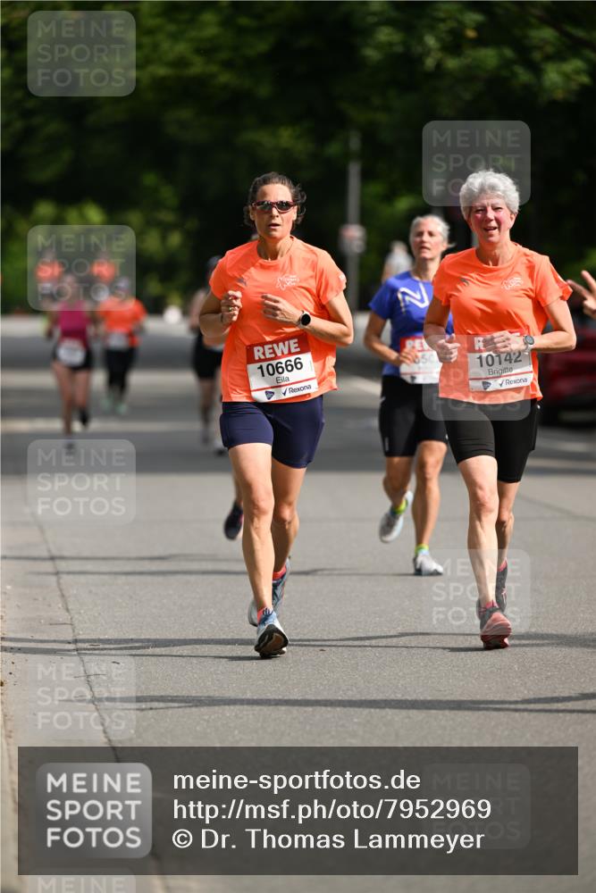 15.06.2025 - REWE Women's Run Dr. Thomas Lammeyer http://msf.ph/oto/7952969 15.06.2025 09:41:14 Laufen 10666, 2, 10142 meine-sportfotos.de