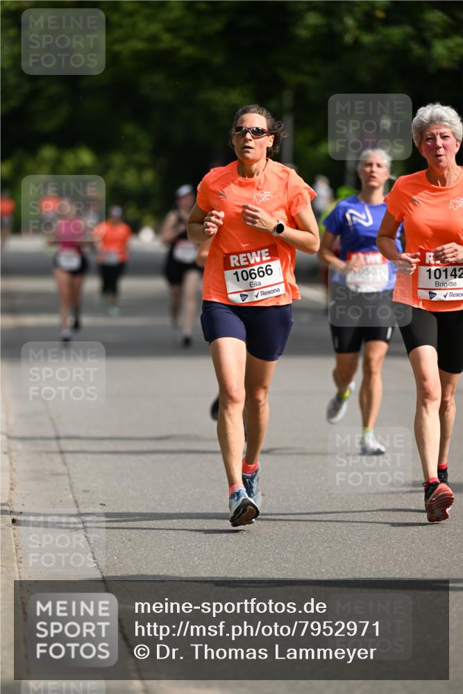 15.06.2025 - REWE Women's Run Dr. Thomas Lammeyer http://msf.ph/oto/7952971 15.06.2025 09:41:14 Laufen 10666, 10503, 10142 meine-sportfotos.de