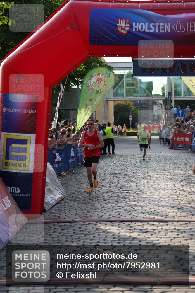13.06.2025 - Holstenköstenlauf Felixshl http://msf.ph/oto/7952981 13.06.2025 19:42:24 Laufen 2129, 2690, 2801, 3650 meine-sportfotos.de