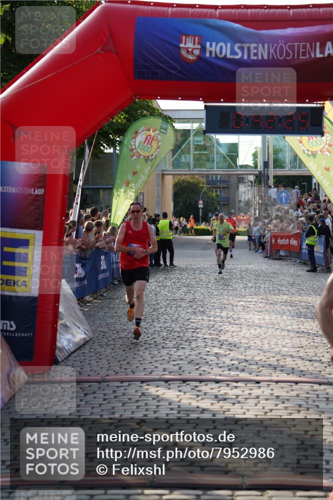 13.06.2025 - Holstenköstenlauf Felixshl http://msf.ph/oto/7952986 13.06.2025 19:42:24 Laufen 2129, 2690, 2801, 3650 meine-sportfotos.de