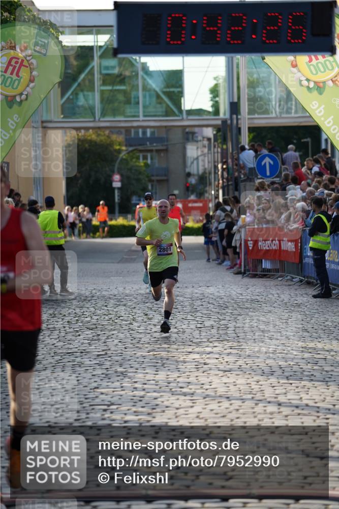 13.06.2025 - Holstenköstenlauf Felixshl http://msf.ph/oto/7952990 13.06.2025 19:42:25 Laufen 2106, 2129, 2690, 2801, 3650 meine-sportfotos.de