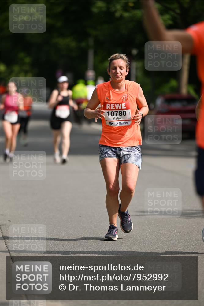 15.06.2025 - REWE Women's Run Dr. Thomas Lammeyer http://msf.ph/oto/7952992 15.06.2025 09:41:17 Laufen 10780 meine-sportfotos.de
