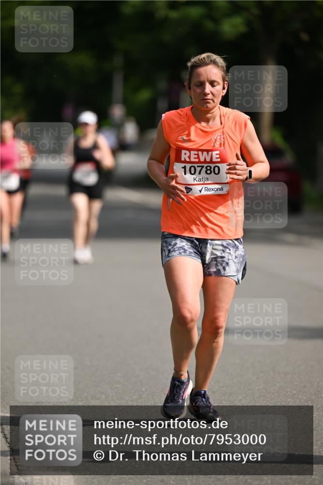 15.06.2025 - REWE Women's Run Dr. Thomas Lammeyer http://msf.ph/oto/7953000 15.06.2025 09:41:18 Laufen 10780 meine-sportfotos.de