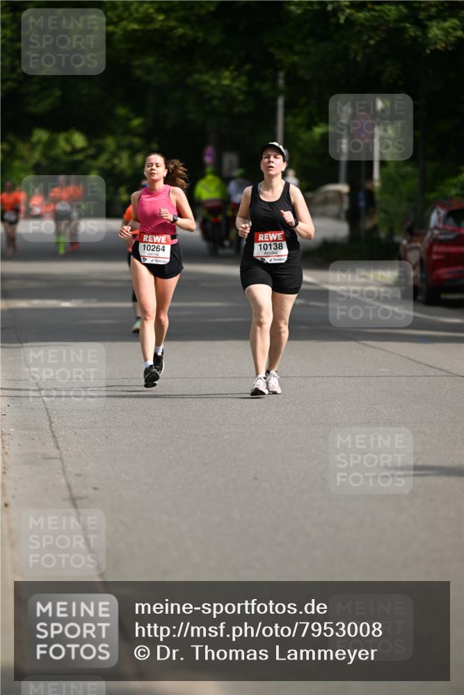 15.06.2025 - REWE Women's Run Dr. Thomas Lammeyer http://msf.ph/oto/7953008 15.06.2025 09:41:19 Laufen 10264, 10138 meine-sportfotos.de