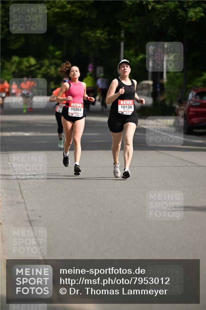 15.06.2025 - REWE Women's Run Dr. Thomas Lammeyer http://msf.ph/oto/7953012 15.06.2025 09:41:20 Laufen 10264, 10138 meine-sportfotos.de