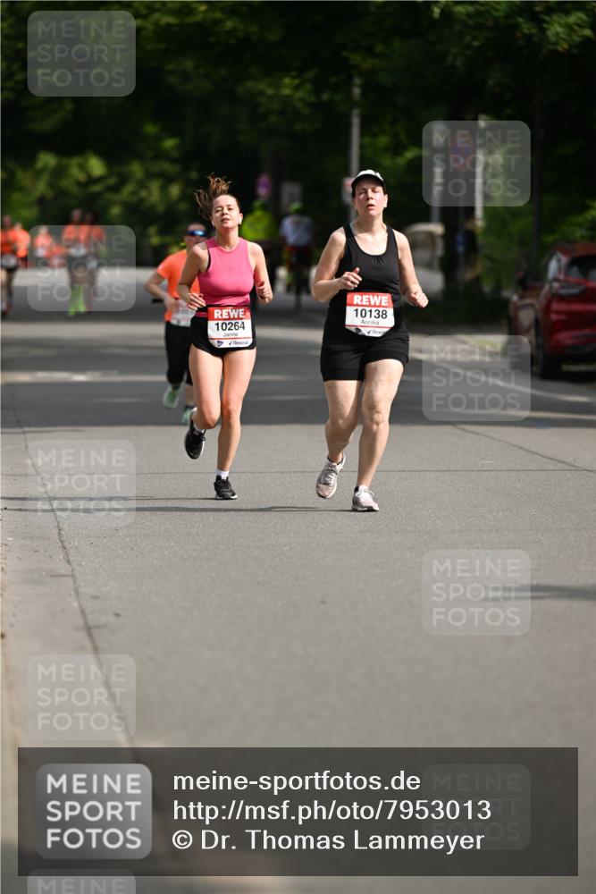 15.06.2025 - REWE Women's Run Dr. Thomas Lammeyer http://msf.ph/oto/7953013 15.06.2025 09:41:20 Laufen 10264, 10138 meine-sportfotos.de
