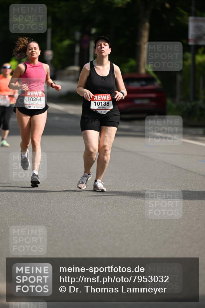 15.06.2025 - REWE Women's Run Dr. Thomas Lammeyer http://msf.ph/oto/7953032 15.06.2025 09:41:22 Laufen 10264, 10138 meine-sportfotos.de
