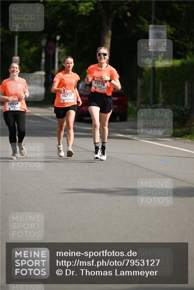 15.06.2025 - REWE Women's Run Dr. Thomas Lammeyer http://msf.ph/oto/7953127 15.06.2025 09:41:58 Laufen 10854, 10717, 10176 meine-sportfotos.de