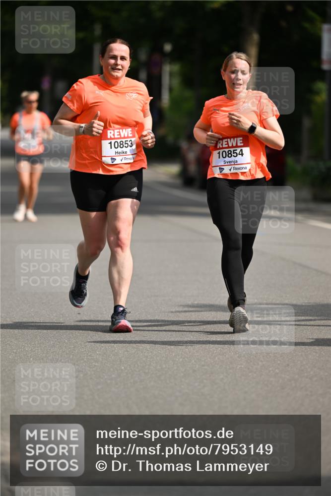 15.06.2025 - REWE Women's Run Dr. Thomas Lammeyer http://msf.ph/oto/7953149 15.06.2025 09:42:01 Laufen 10853, 10854 meine-sportfotos.de