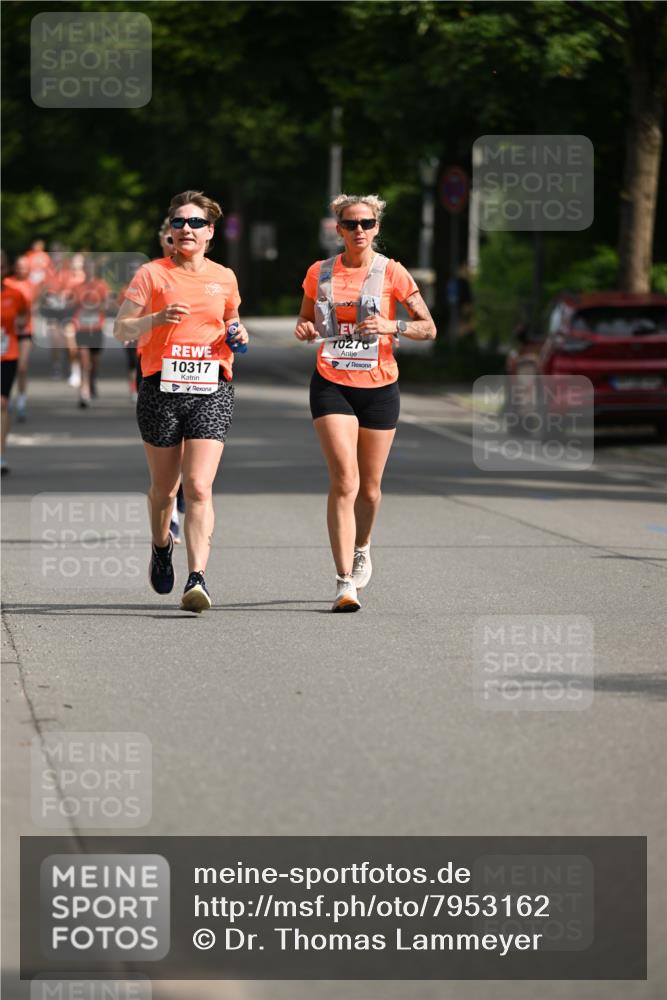 15.06.2025 - REWE Women's Run Dr. Thomas Lammeyer http://msf.ph/oto/7953162 15.06.2025 09:42:05 Laufen 10317, 70276 meine-sportfotos.de