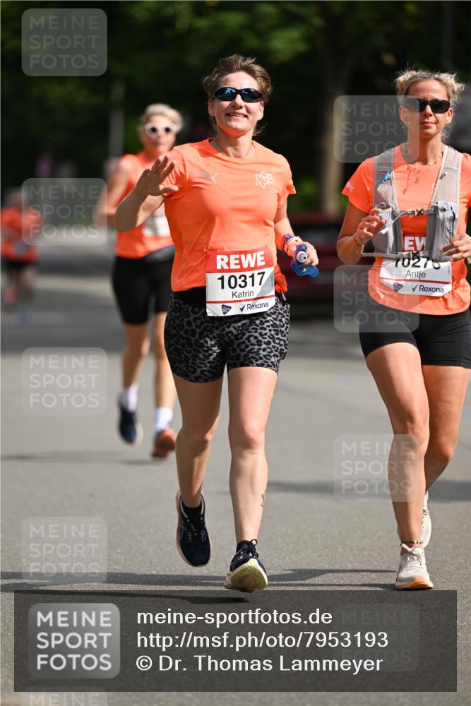 15.06.2025 - REWE Women's Run Dr. Thomas Lammeyer http://msf.ph/oto/7953193 15.06.2025 09:42:09 Laufen 10317, 70276 meine-sportfotos.de