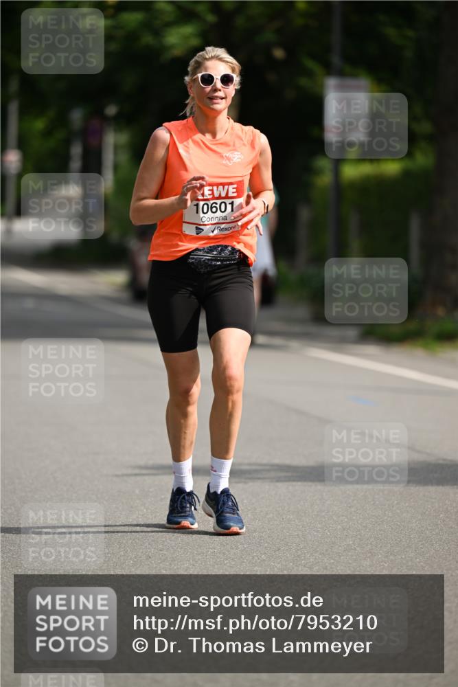 15.06.2025 - REWE Women's Run Dr. Thomas Lammeyer http://msf.ph/oto/7953210 15.06.2025 09:42:11 Laufen 10601 meine-sportfotos.de