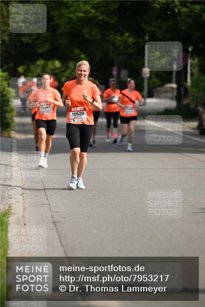 15.06.2025 - REWE Women's Run Dr. Thomas Lammeyer http://msf.ph/oto/7953217 15.06.2025 09:42:13 Laufen 10061, 10629 meine-sportfotos.de
