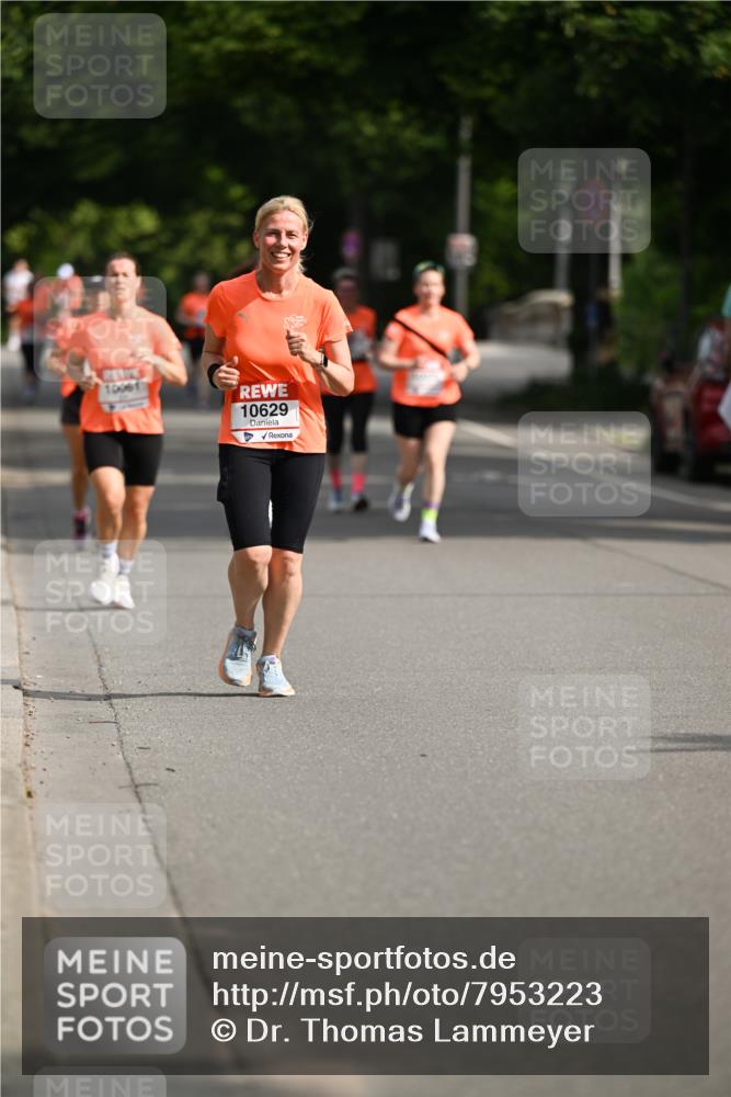 15.06.2025 - REWE Women's Run Dr. Thomas Lammeyer http://msf.ph/oto/7953223 15.06.2025 09:42:13 Laufen 10629 meine-sportfotos.de