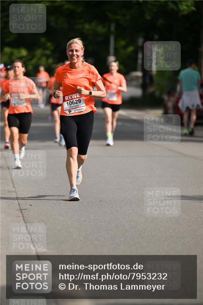 15.06.2025 - REWE Women's Run Dr. Thomas Lammeyer http://msf.ph/oto/7953232 15.06.2025 09:42:14 Laufen 10629 meine-sportfotos.de
