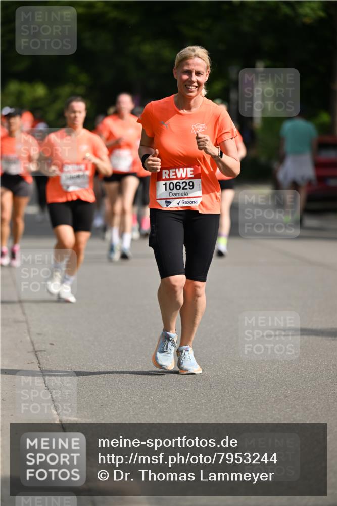 15.06.2025 - REWE Women's Run Dr. Thomas Lammeyer http://msf.ph/oto/7953244 15.06.2025 09:42:15 Laufen 10629 meine-sportfotos.de