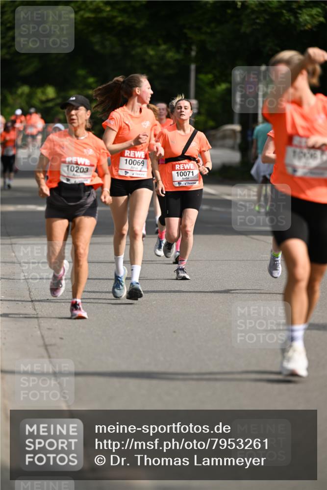 15.06.2025 - REWE Women's Run Dr. Thomas Lammeyer http://msf.ph/oto/7953261 15.06.2025 09:42:18 Laufen 10203, 10069, 10071 meine-sportfotos.de