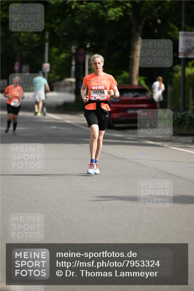 15.06.2025 - REWE Women's Run Dr. Thomas Lammeyer http://msf.ph/oto/7953324 15.06.2025 09:42:30 Laufen 10762 meine-sportfotos.de