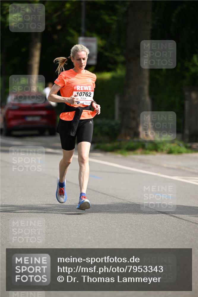 15.06.2025 - REWE Women's Run Dr. Thomas Lammeyer http://msf.ph/oto/7953343 15.06.2025 09:42:32 Laufen 6, 10762 meine-sportfotos.de