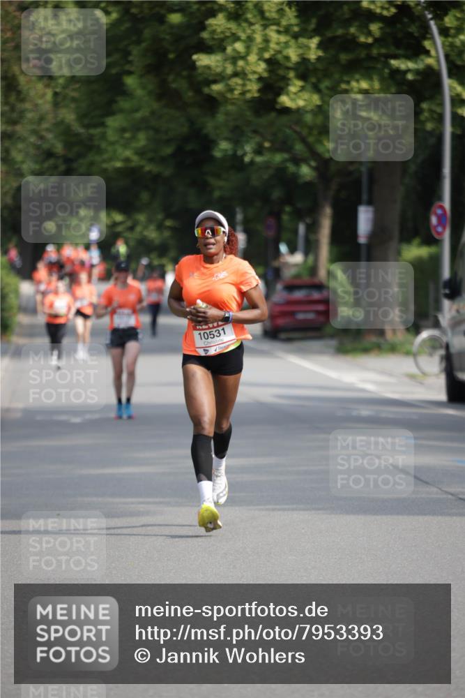 15.06.2025 - REWE Women's Run Jannik Wohlers http://msf.ph/oto/7953393 15.06.2025 08:48:34 Laufen 10531 meine-sportfotos.de