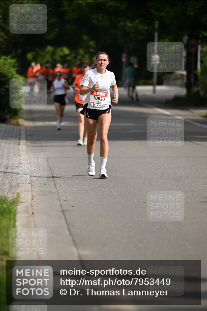 15.06.2025 - REWE Women's Run Dr. Thomas Lammeyer http://msf.ph/oto/7953449 15.06.2025 09:42:42 Laufen 10620 meine-sportfotos.de