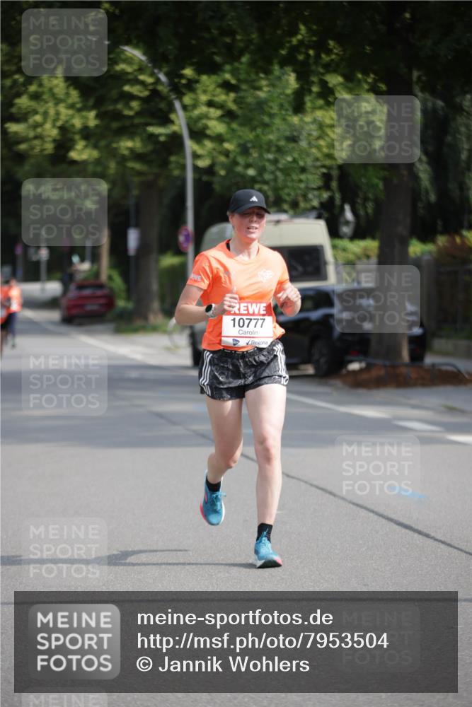 15.06.2025 - REWE Women's Run Jannik Wohlers http://msf.ph/oto/7953504 15.06.2025 08:48:43 Laufen 10777 meine-sportfotos.de