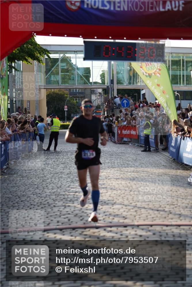 13.06.2025 - Holstenköstenlauf Felixshl http://msf.ph/oto/7953507 13.06.2025 19:43:19 Laufen 2081, 2139 meine-sportfotos.de