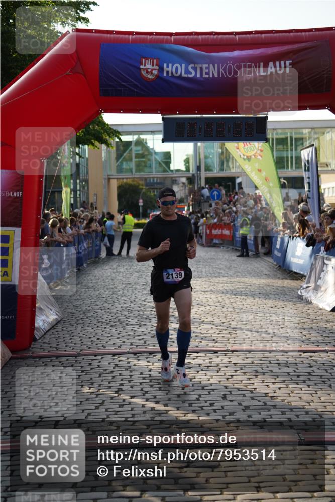 13.06.2025 - Holstenköstenlauf Felixshl http://msf.ph/oto/7953514 13.06.2025 19:43:20 Laufen 2081, 2139 meine-sportfotos.de