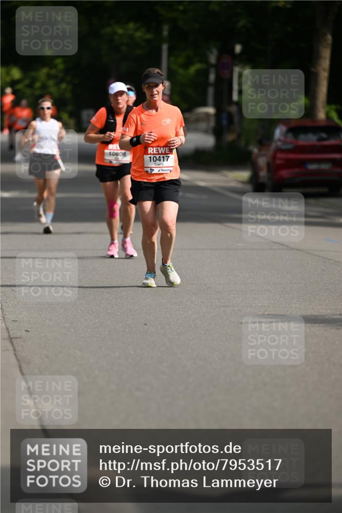 15.06.2025 - REWE Women's Run Dr. Thomas Lammeyer http://msf.ph/oto/7953517 15.06.2025 09:42:46 Laufen 10808, 10417 meine-sportfotos.de