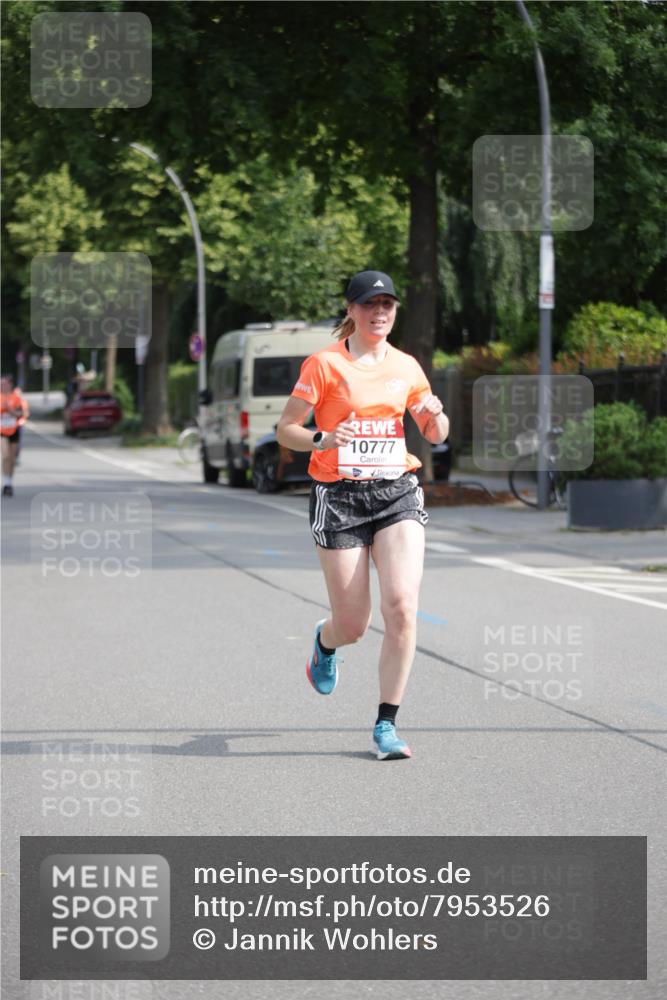 15.06.2025 - REWE Women's Run Jannik Wohlers http://msf.ph/oto/7953526 15.06.2025 08:48:44 Laufen 10777 meine-sportfotos.de