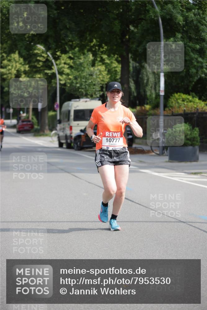 15.06.2025 - REWE Women's Run Jannik Wohlers http://msf.ph/oto/7953530 15.06.2025 08:48:44 Laufen 10777 meine-sportfotos.de