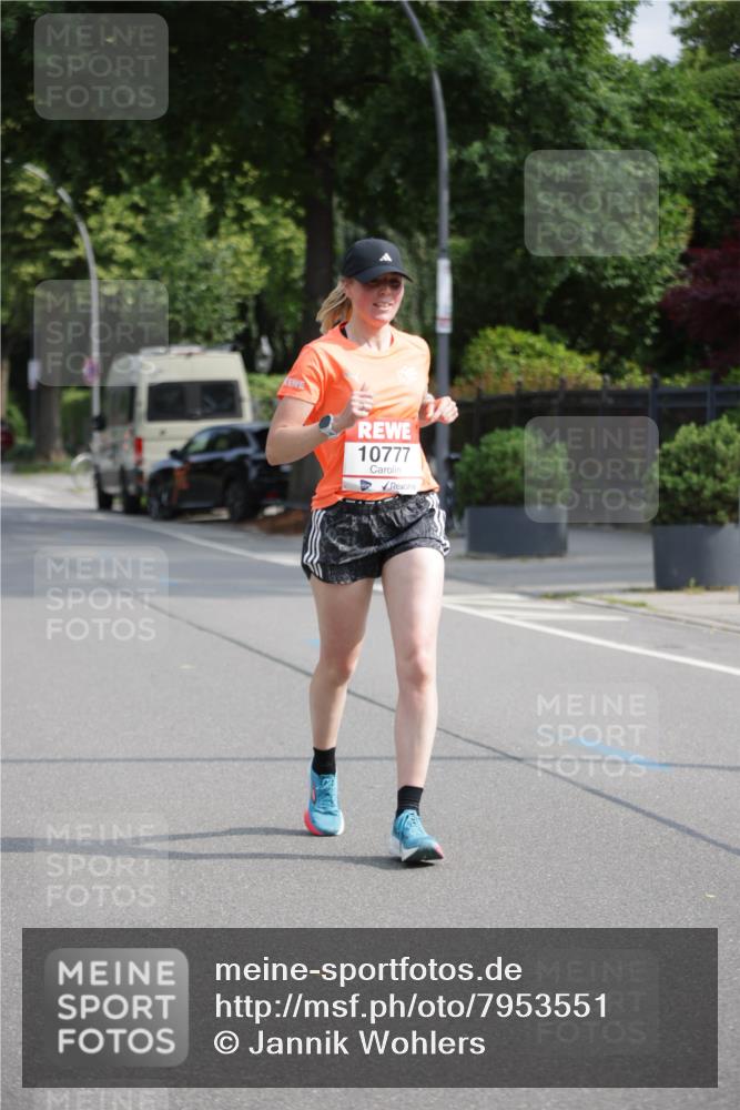 15.06.2025 - REWE Women's Run Jannik Wohlers http://msf.ph/oto/7953551 15.06.2025 08:48:44 Laufen 10777 meine-sportfotos.de