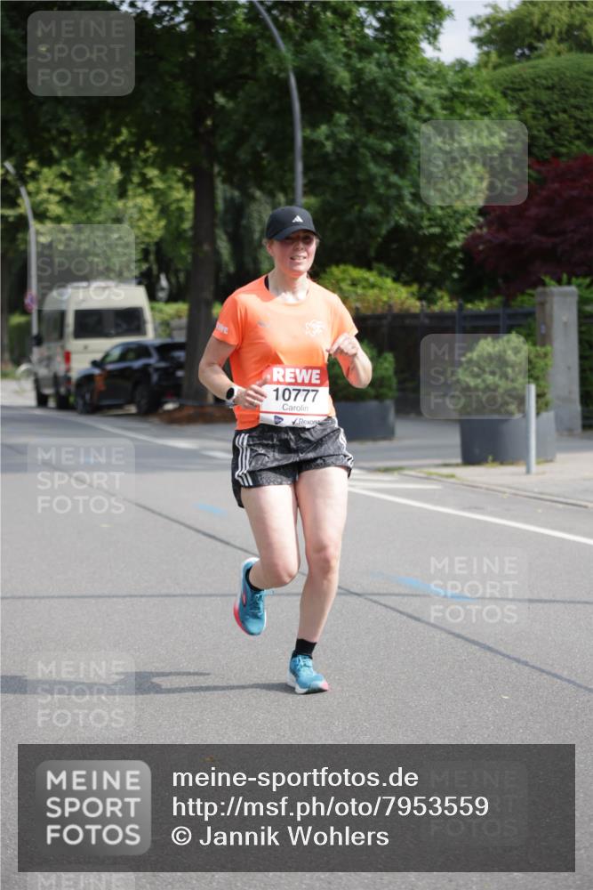 15.06.2025 - REWE Women's Run Jannik Wohlers http://msf.ph/oto/7953559 15.06.2025 08:48:45 Laufen 10777 meine-sportfotos.de