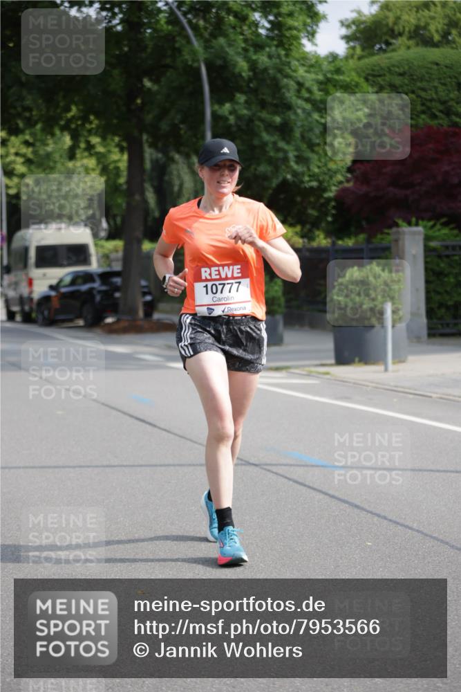 15.06.2025 - REWE Women's Run Jannik Wohlers http://msf.ph/oto/7953566 15.06.2025 08:48:45 Laufen 10777 meine-sportfotos.de