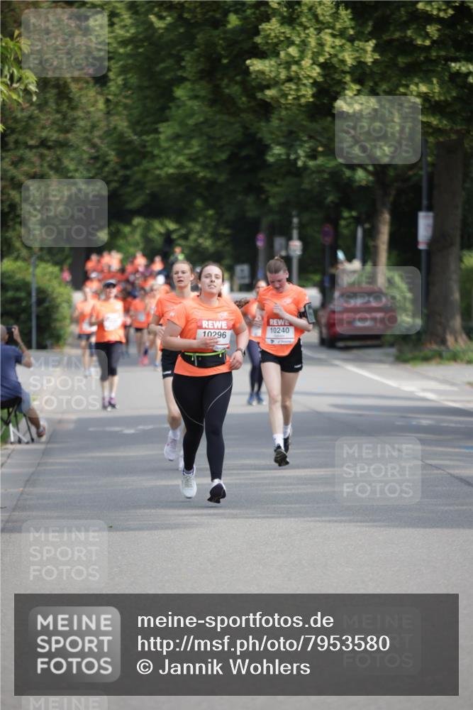 15.06.2025 - REWE Women's Run Jannik Wohlers http://msf.ph/oto/7953580 15.06.2025 08:48:47 Laufen 10240, 10296 meine-sportfotos.de