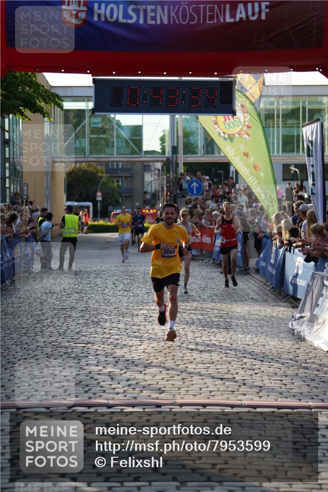 13.06.2025 - Holstenköstenlauf Felixshl http://msf.ph/oto/7953599 13.06.2025 19:43:33 Laufen 2296, 2767, 3066, 3073, 3132 meine-sportfotos.de