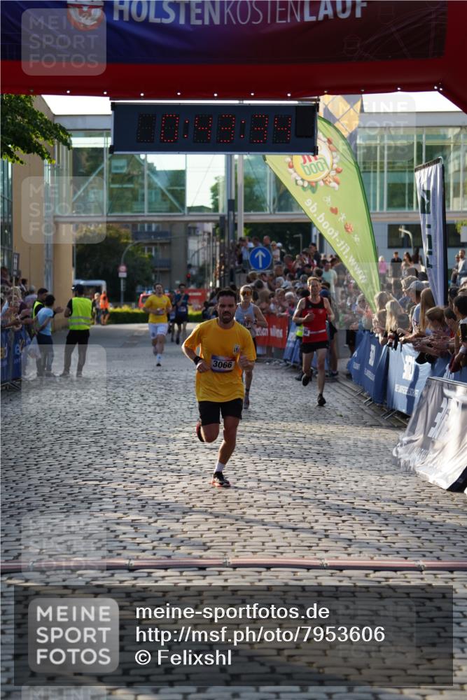13.06.2025 - Holstenköstenlauf Felixshl http://msf.ph/oto/7953606 13.06.2025 19:43:33 Laufen 2296, 2767, 3066, 3073, 3132 meine-sportfotos.de