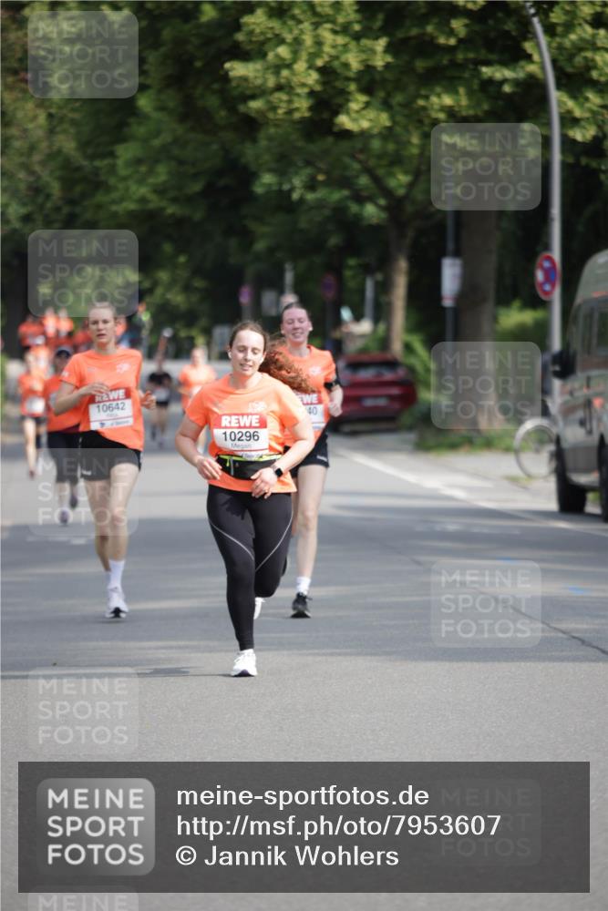 15.06.2025 - REWE Women's Run Jannik Wohlers http://msf.ph/oto/7953607 15.06.2025 08:48:48 Laufen 10642, 10296, 40 meine-sportfotos.de