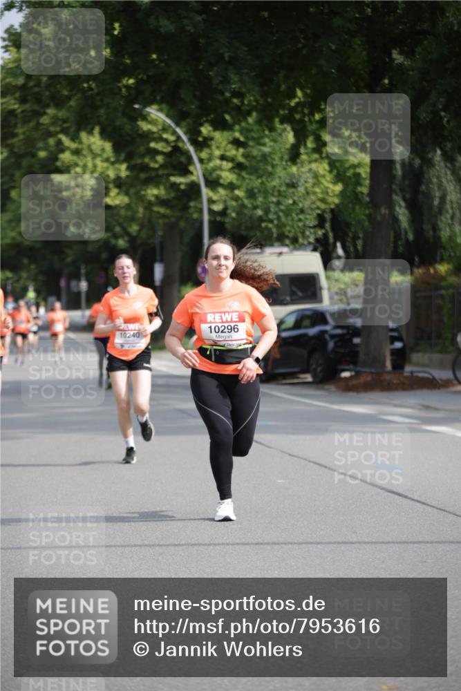 15.06.2025 - REWE Women's Run Jannik Wohlers http://msf.ph/oto/7953616 15.06.2025 08:48:51 Laufen 10240, 10296 meine-sportfotos.de