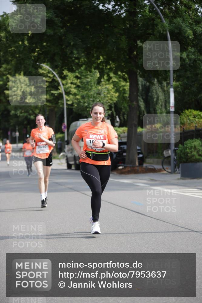15.06.2025 - REWE Women's Run Jannik Wohlers http://msf.ph/oto/7953637 15.06.2025 08:48:51 Laufen 10240, 10 meine-sportfotos.de
