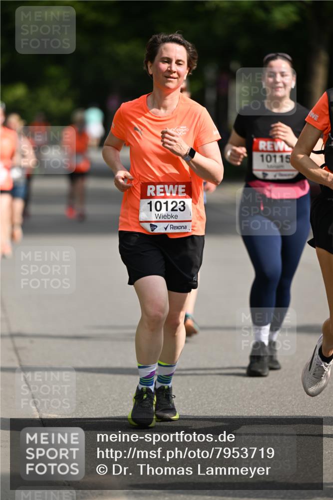 15.06.2025 - REWE Women's Run Dr. Thomas Lammeyer http://msf.ph/oto/7953719 15.06.2025 09:43:09 Laufen 10115, 10123 meine-sportfotos.de