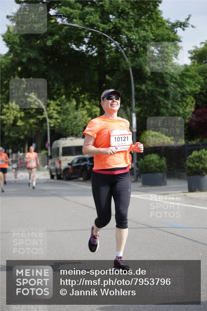 15.06.2025 - REWE Women's Run Jannik Wohlers http://msf.ph/oto/7953796 15.06.2025 08:49:01 Laufen 10121 meine-sportfotos.de