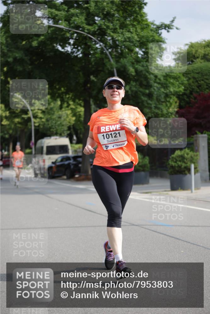 15.06.2025 - REWE Women's Run Jannik Wohlers http://msf.ph/oto/7953803 15.06.2025 08:49:01 Laufen 10121 meine-sportfotos.de