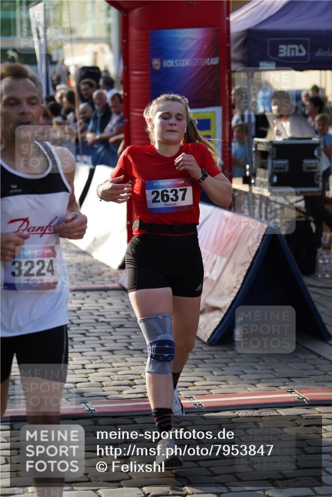13.06.2025 - Holstenköstenlauf Felixshl http://msf.ph/oto/7953847 13.06.2025 19:43:49 Laufen 2278, 2637, 3224 meine-sportfotos.de