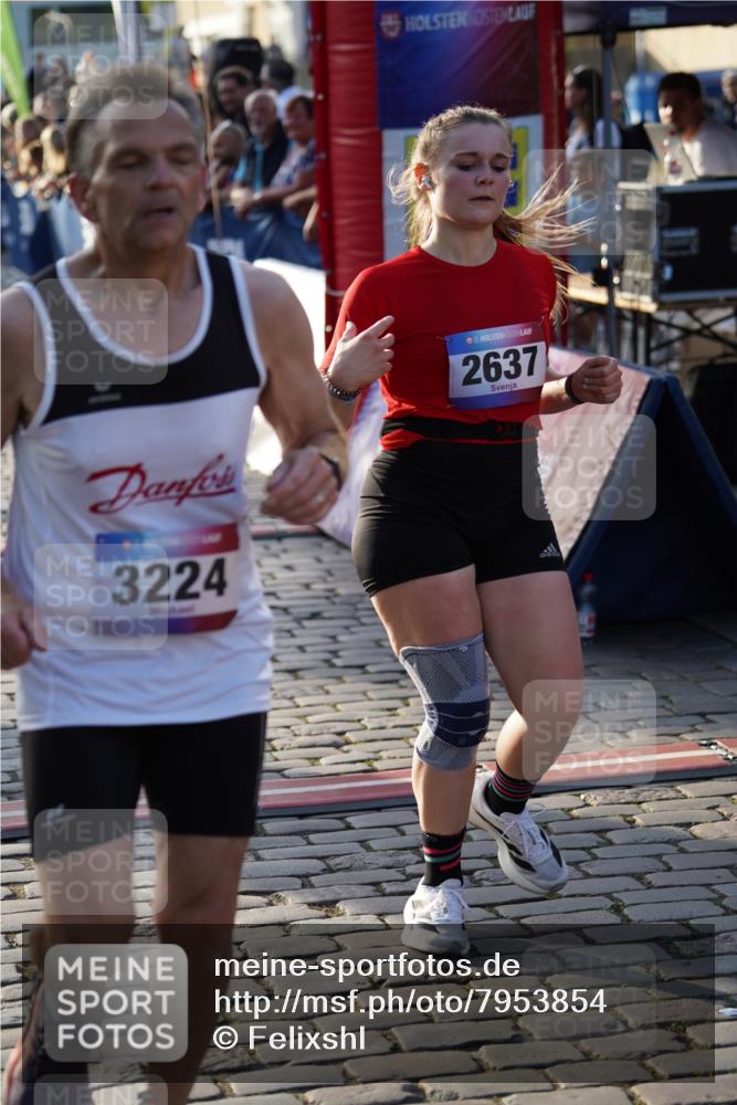 13.06.2025 - Holstenköstenlauf Felixshl http://msf.ph/oto/7953854 13.06.2025 19:43:49 Laufen 2278, 2637, 3224 meine-sportfotos.de