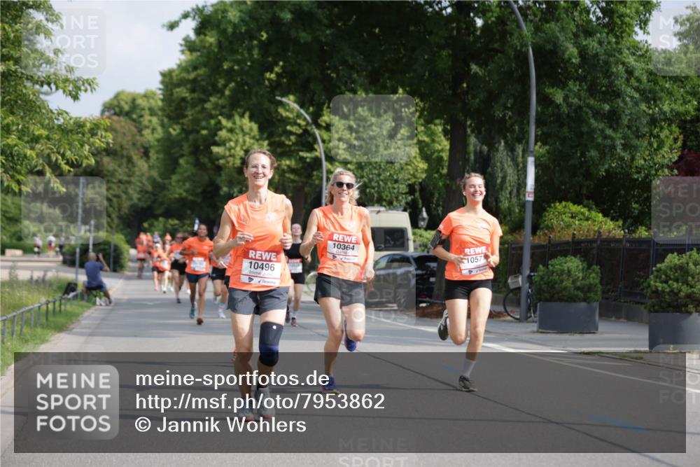 15.06.2025 - REWE Women's Run Jannik Wohlers http://msf.ph/oto/7953862 15.06.2025 08:49:06 Laufen 10496, 10364, 10575 meine-sportfotos.de
