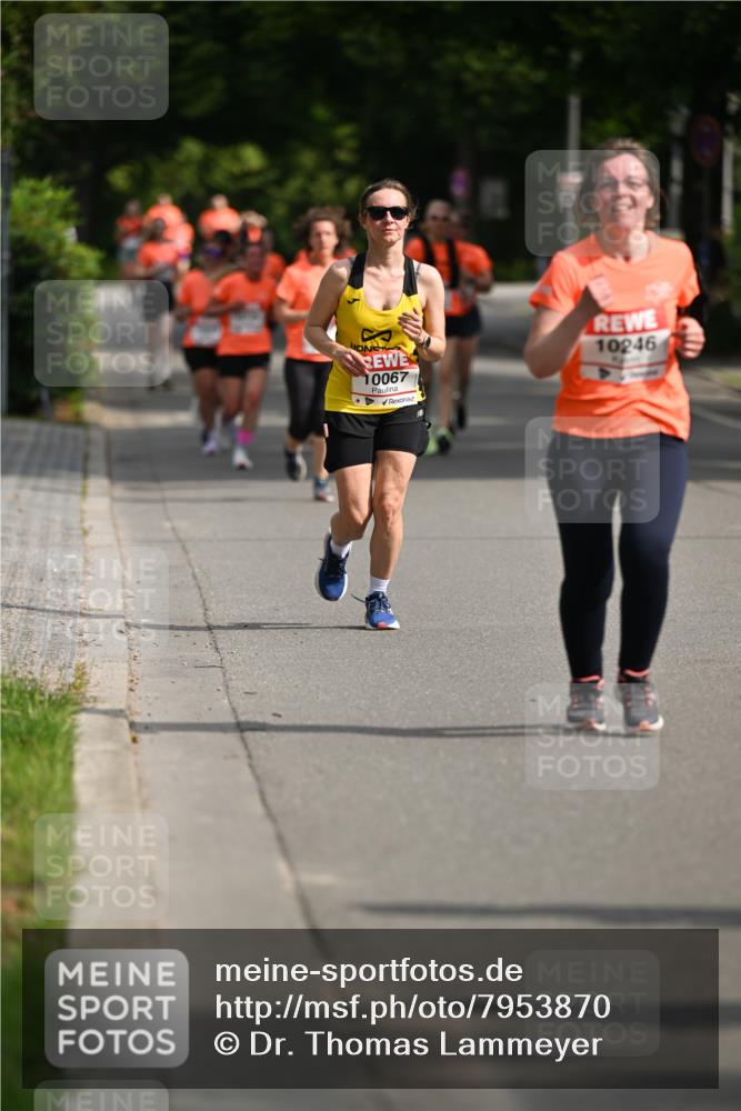15.06.2025 - REWE Women's Run Dr. Thomas Lammeyer http://msf.ph/oto/7953870 15.06.2025 09:43:22 Laufen 10067, 10246 meine-sportfotos.de