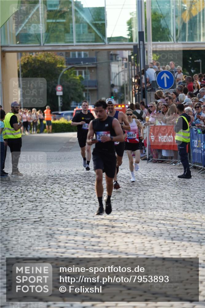 13.06.2025 - Holstenköstenlauf Felixshl http://msf.ph/oto/7953893 13.06.2025 19:43:59 Laufen 2649, 2683, 3134, 3905 meine-sportfotos.de