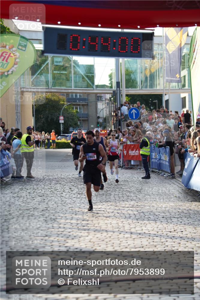 13.06.2025 - Holstenköstenlauf Felixshl http://msf.ph/oto/7953899 13.06.2025 19:43:59 Laufen 2649, 2683, 3134, 3905 meine-sportfotos.de